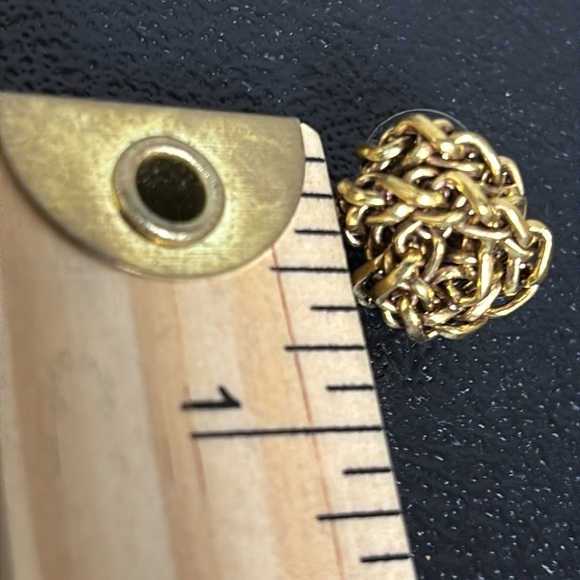 Ralph Lauren Signature Collection Elegant Gold Knot Earrings - Picture 5 of 6